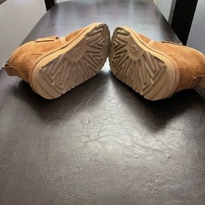 Ugg Boots Size 9 Toddler